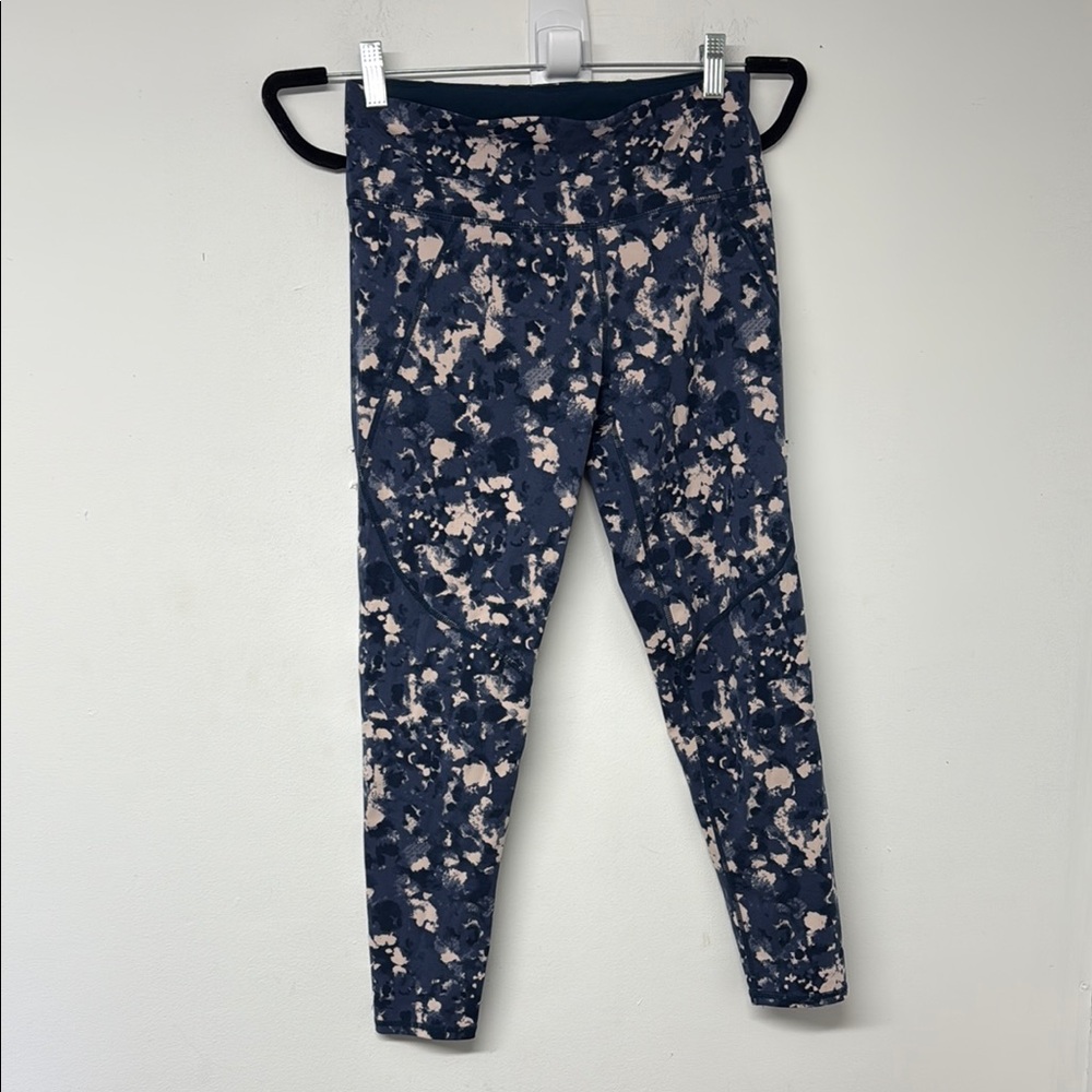 Sweaty Betty The Power Blue and Pink Leggings with Elastic Waistband 7/8 length